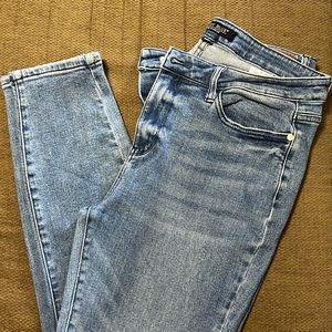 Brand new Judy Blue NON-distressed Skinny jeans
